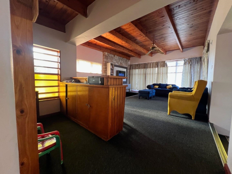 4 Bedroom Property for Sale in Kabega Park Eastern Cape